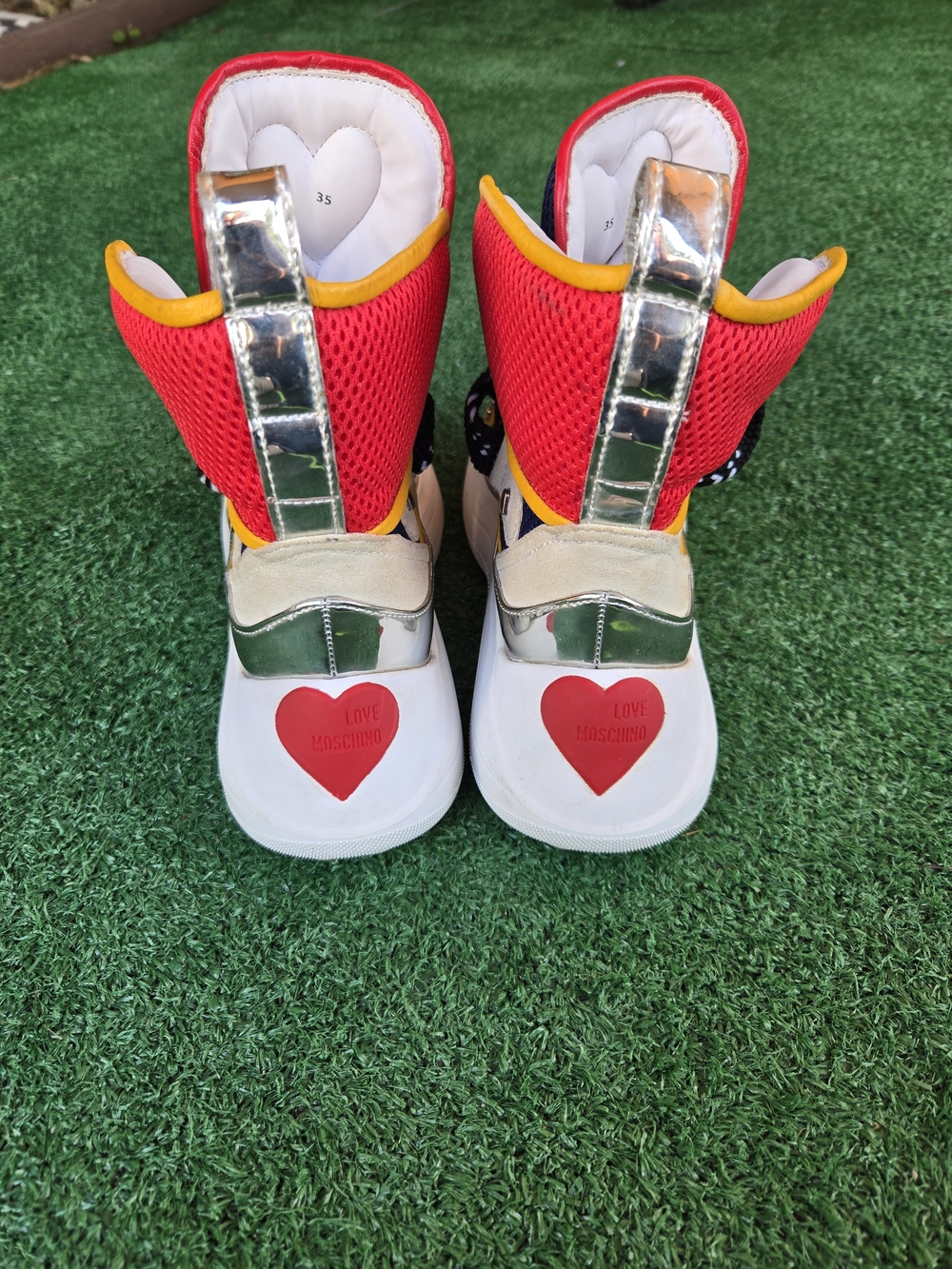 Love Moschino women's sneakers featuring a vibrant color-block design - Picture 5 of 7